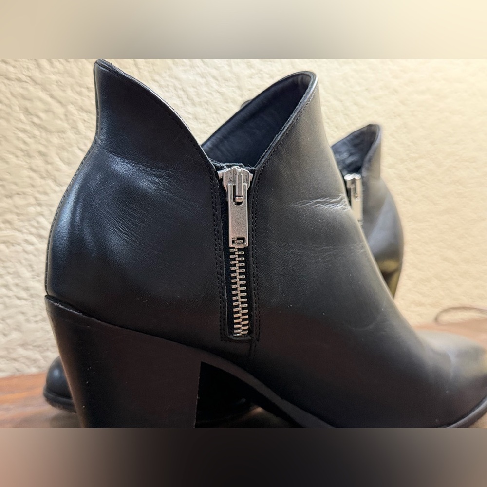 Thursday Uptown Leather Ankle Boots, Sz 7.5 - Picture 9 of 11